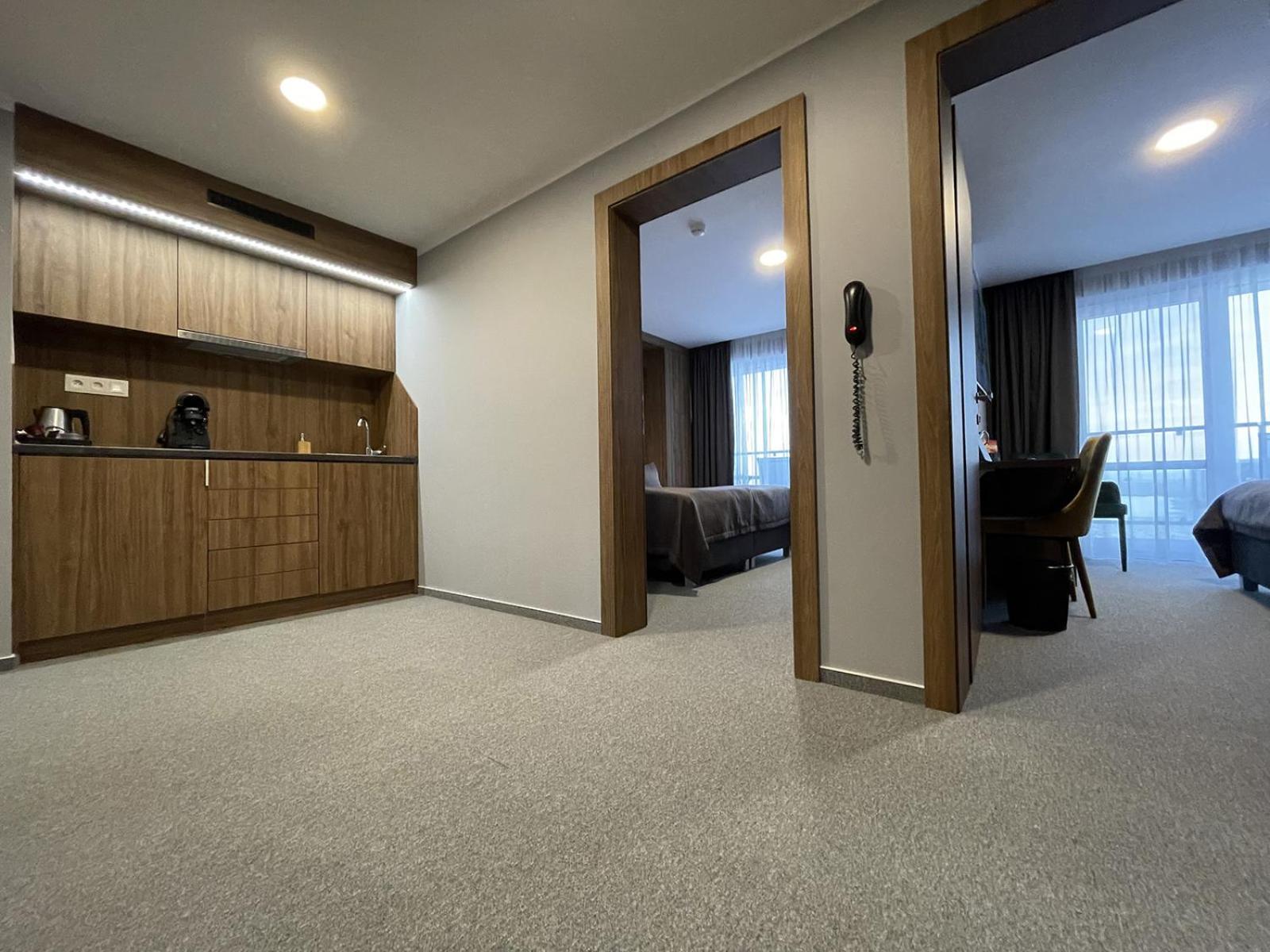 Hotel Eurobus Kaluža المظهر الخارجي الصورة